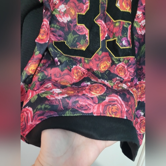 Gorgeous quilted floral sweatshirt 3x - Picture 5 of 9